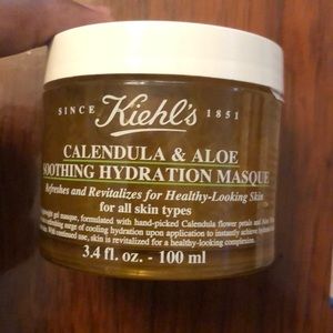 Kiehls Calendula & Aloe Soothing Hydration Masque